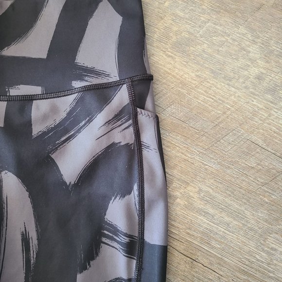 Athleta US Women's Size Small Tenacity 7/8 Tight Leggings Black Gray Athletic - Picture 3 of 11